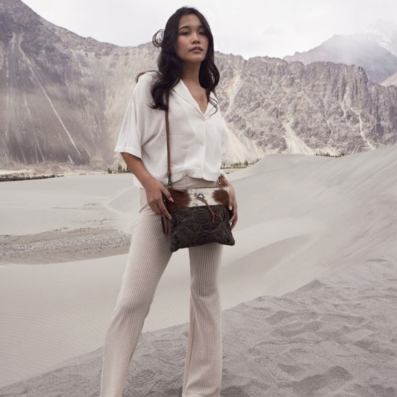 NWT Myra Shoulder Bag - Picture 5 of 6